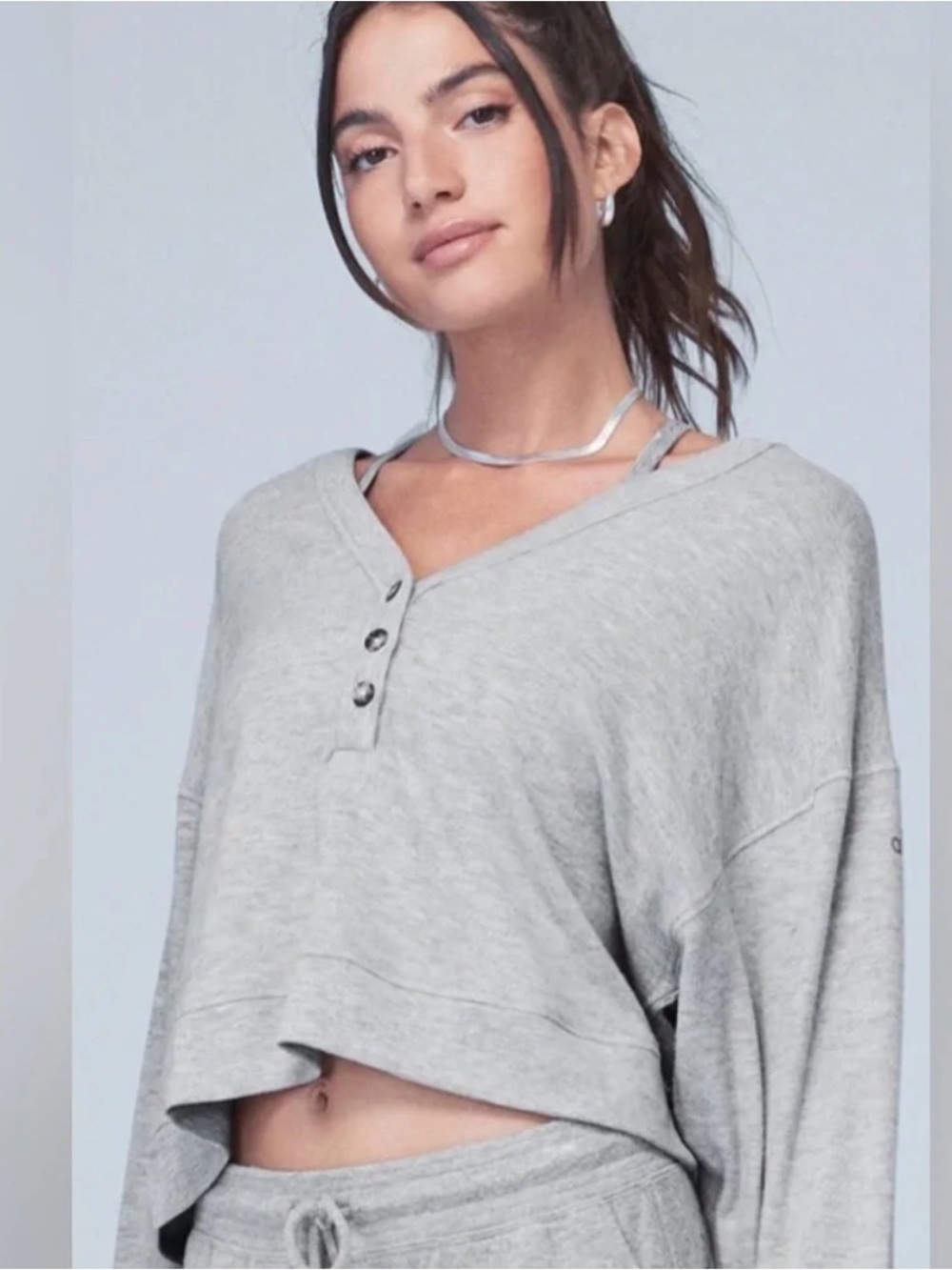 alo yoga  alolux Soho Crop Henley - XS - New